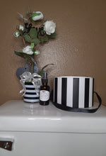 Load image into Gallery viewer, The Home Collection - Poo-A-Fresh Spray