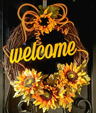 Load image into Gallery viewer, The Home Collection - Wreath and Wall Hanging Deco
